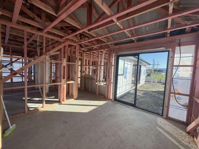 House for sale in Chaslands, Canterbury