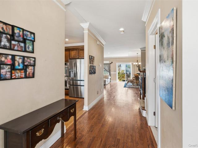 Condo for sale in Huntington, New York