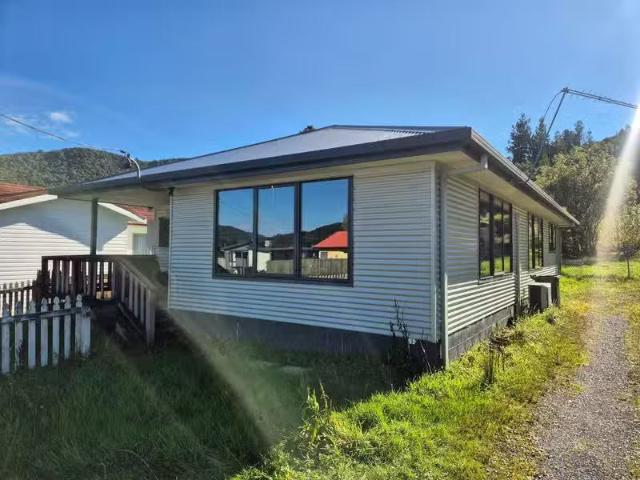 House for rent in Queenstown, Tasmania