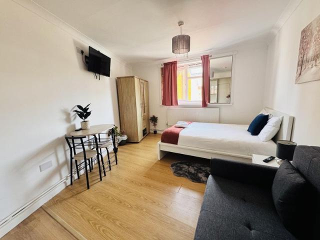 Studio for rent in Greater London