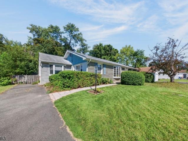 House for sale in Middlesex, New Jersey