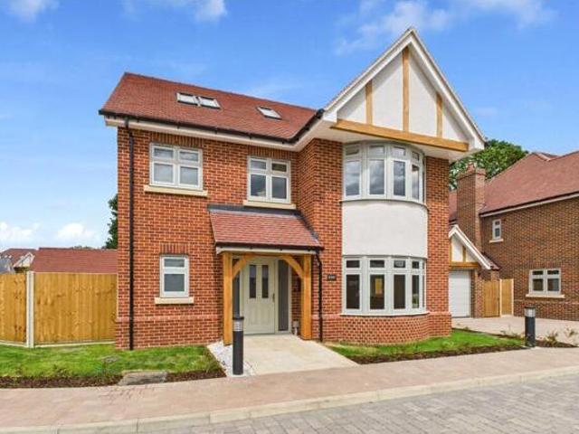 House for sale in Key Street, Suffolk