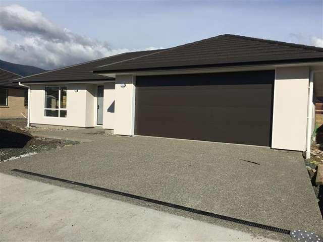 House for rent in Foxhill, Nelson Bays