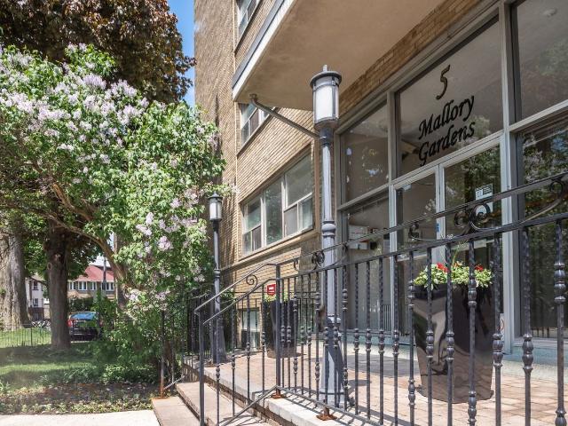 Apartment for rent in Toronto—St. Paul's, Toronto