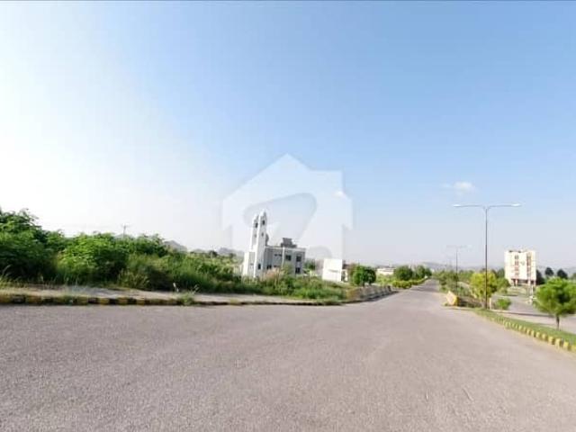 Property for sale in Islamabad
