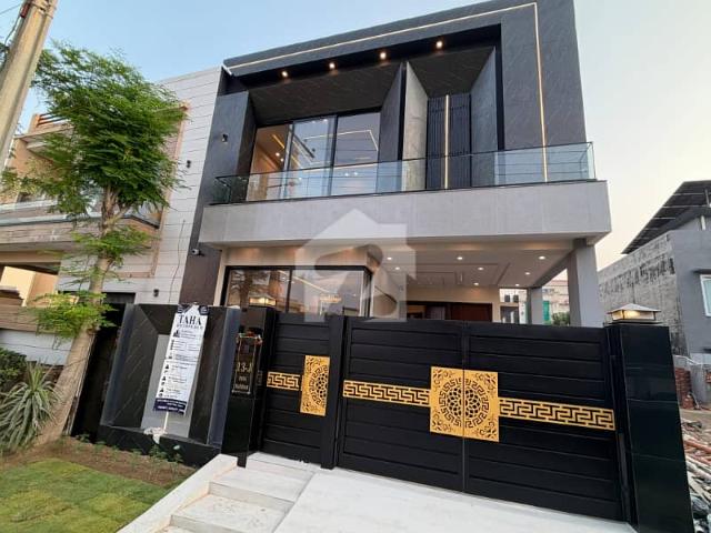 House for sale in لاہور, لاہور ڈویژن