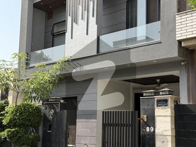 House for sale in Faisalabad, Islamabad Capital Territory