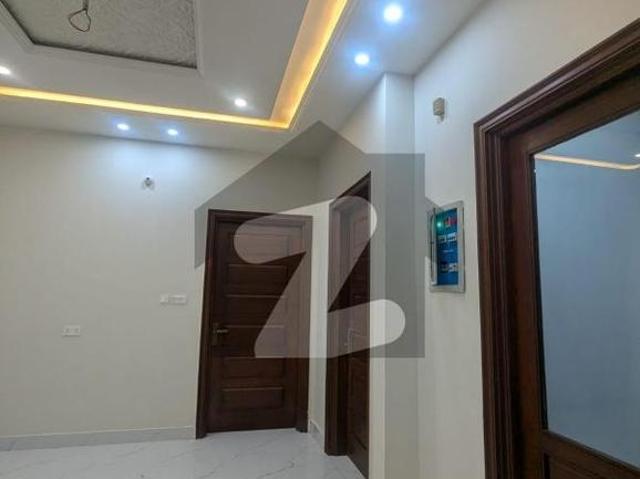 House for sale in Faisalabad, Islamabad Capital Territory