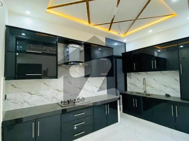 House for rent in تحصیل فیصل آباد شہر, فیصل آباد ڈویژن