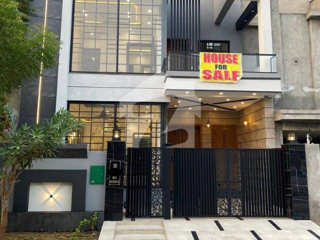 House for sale in لاہور, لاہور ڈویژن