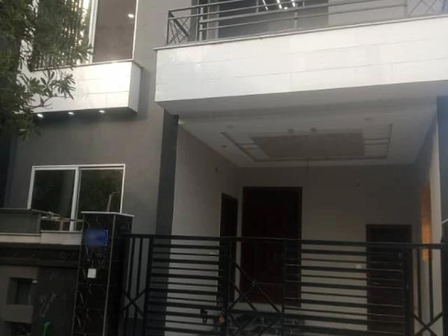 House for sale in Faisalabad, Islamabad Capital Territory