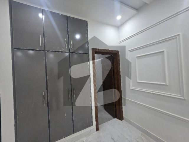House for sale in Faisalabad, Islamabad Capital Territory