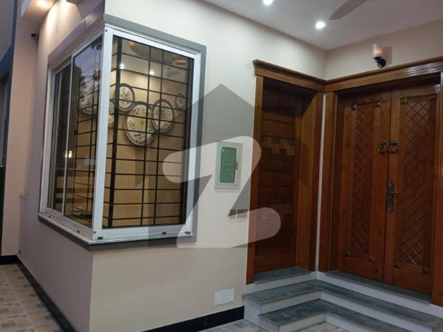 House for sale in Faisalabad, Islamabad Capital Territory