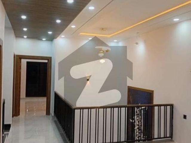House for sale in Faisalabad, Islamabad Capital Territory