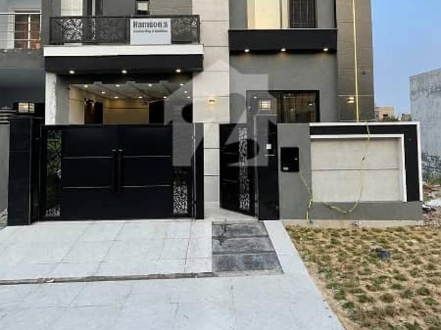 House for sale in لاہور, لاہور ڈویژن