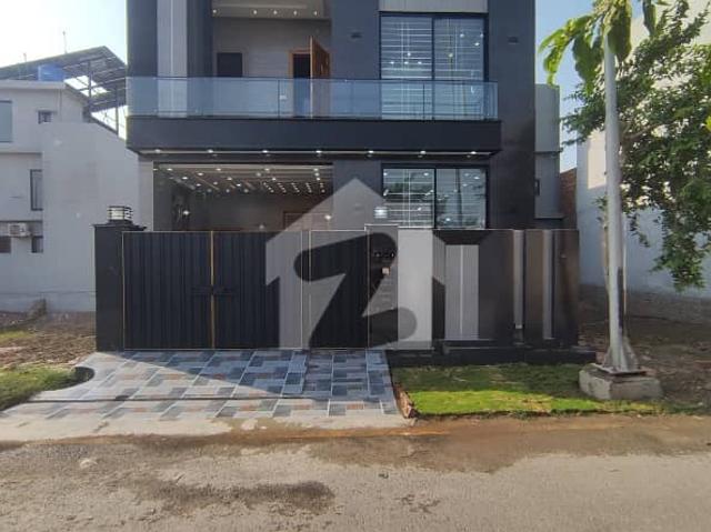 House for sale in لاہور, لاہور ڈویژن