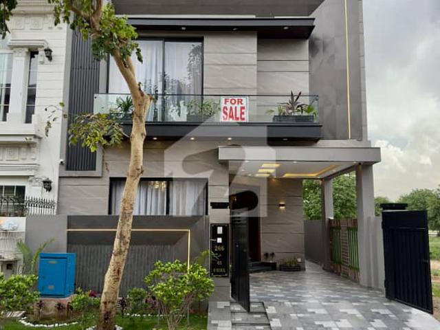 House for sale in لاہور, لاہور ڈویژن