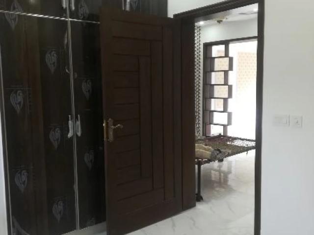 House for sale in Paragon city, پھلر واں