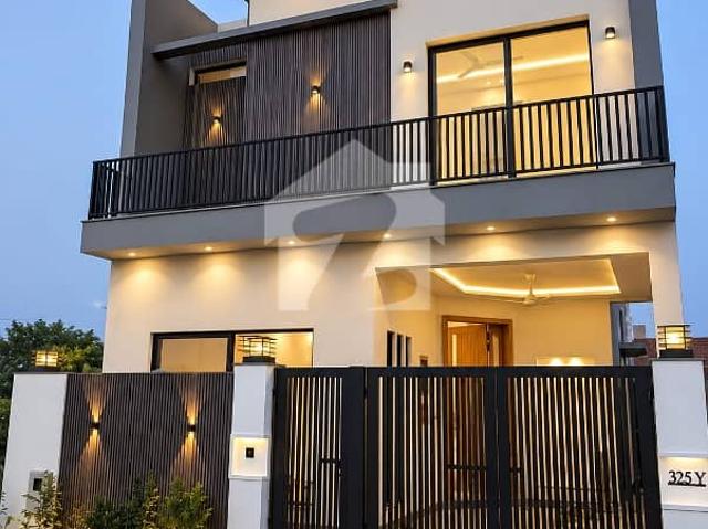 House for sale in لاہور, لاہور ڈویژن