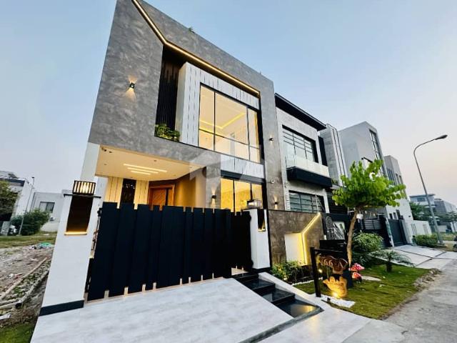 House for sale in لاہور, لاہور ڈویژن