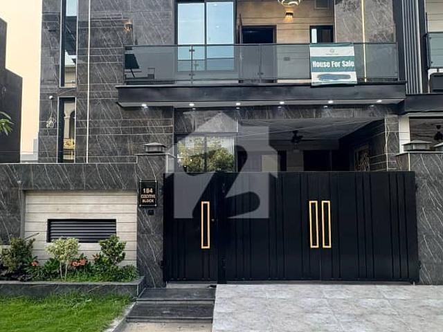 House for sale in لاہور, لاہور ڈویژن