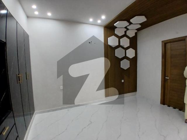 House for sale in Faisalabad, Islamabad Capital Territory