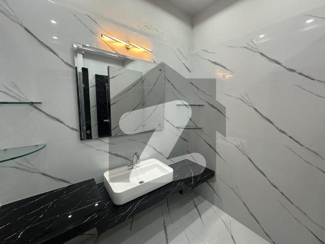 House for sale in Faisalabad, Islamabad Capital Territory