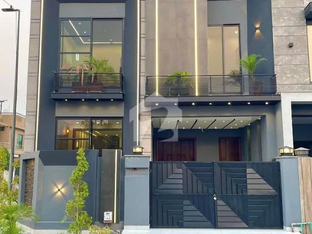 House for sale in لاہور, لاہور ڈویژن