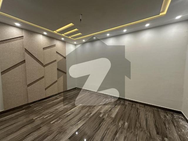 House for sale in Faisalabad, Islamabad Capital Territory