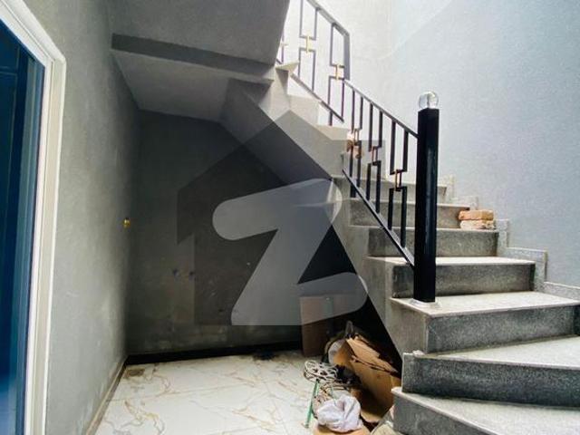 House for sale in Faisalabad, Islamabad Capital Territory