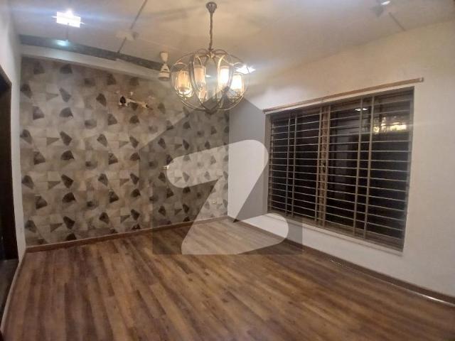 House for sale in Faisalabad, Islamabad Capital Territory