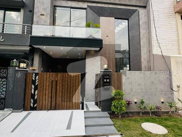 House for sale in Lahore, Punjab
