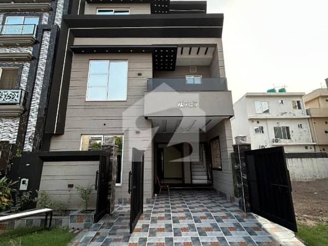 House for sale in لاہور, لاہور ڈویژن