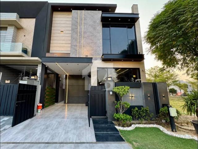House for sale in لاہور, لاہور ڈویژن