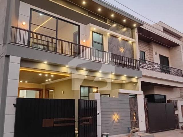 House for sale in Faisalabad, Islamabad Capital Territory