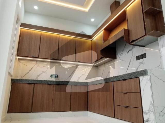 House for sale in Faisalabad, Islamabad Capital Territory