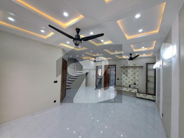 House for sale in لاہور, لاہور ڈویژن