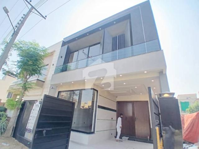 House for sale in لاہور, لاہور ڈویژن