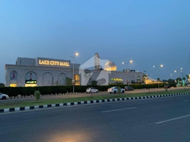 Building for rent in لاہور, لاہور ڈویژن