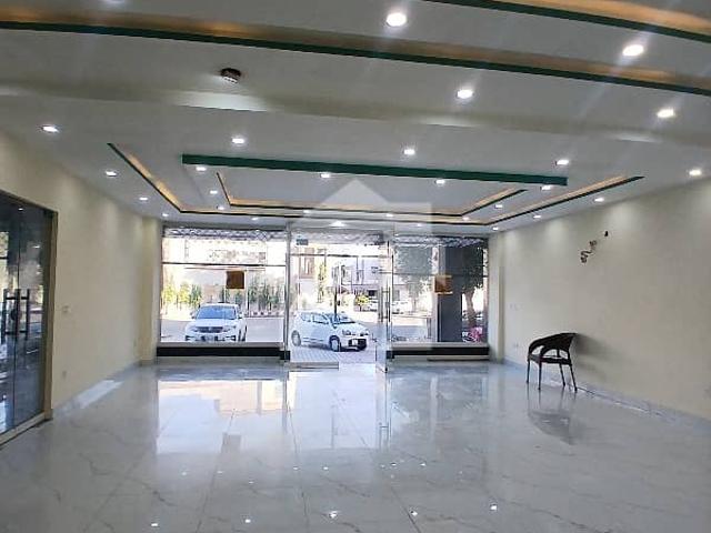 Commercial for rent in لاہور, لاہور ڈویژن