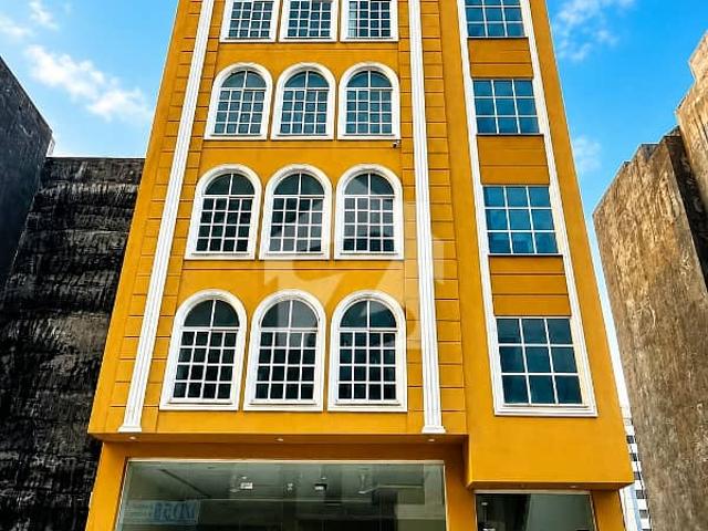 Building for sale in Islamabad
