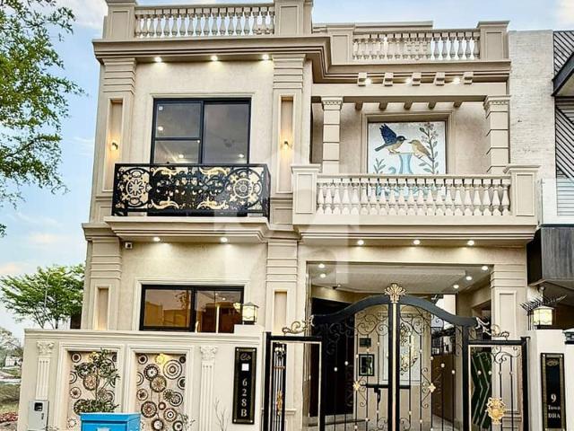 House for sale in لاہور, لاہور ڈویژن