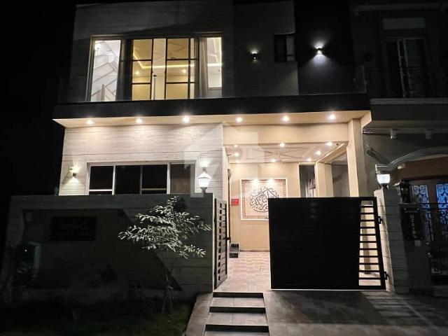 House for sale in لاہور, لاہور ڈویژن
