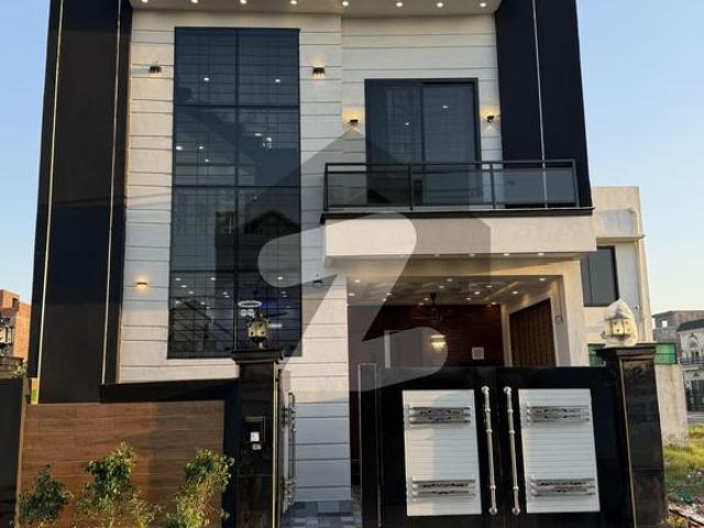 House for sale in Sialkot, Islamabad Capital Territory