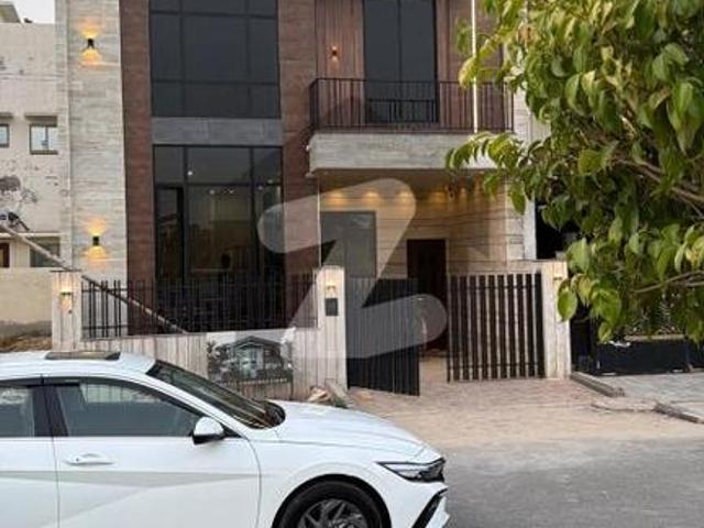 House for sale in Faisalabad, Islamabad Capital Territory