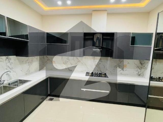 House for sale in Faisalabad, Islamabad Capital Territory