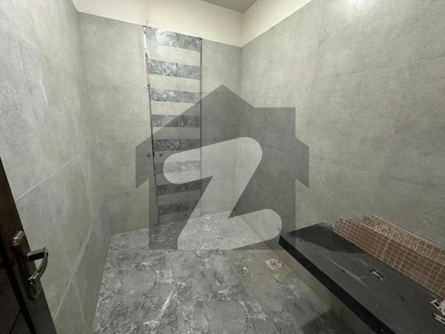 House for sale in Faisalabad, Islamabad Capital Territory