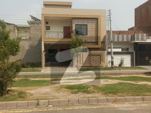 House for sale in Faisalabad, Islamabad Capital Territory
