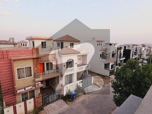 House for sale in Jhelum