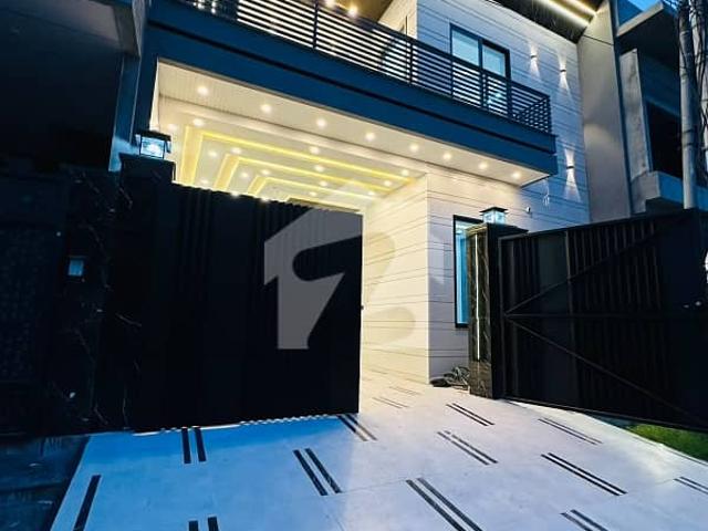 House for sale in Faisalabad, Islamabad Capital Territory